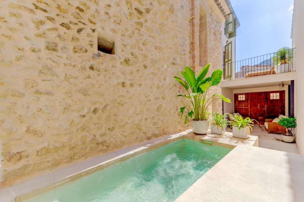 Villa Alicanti 2 By Sealand Villas location